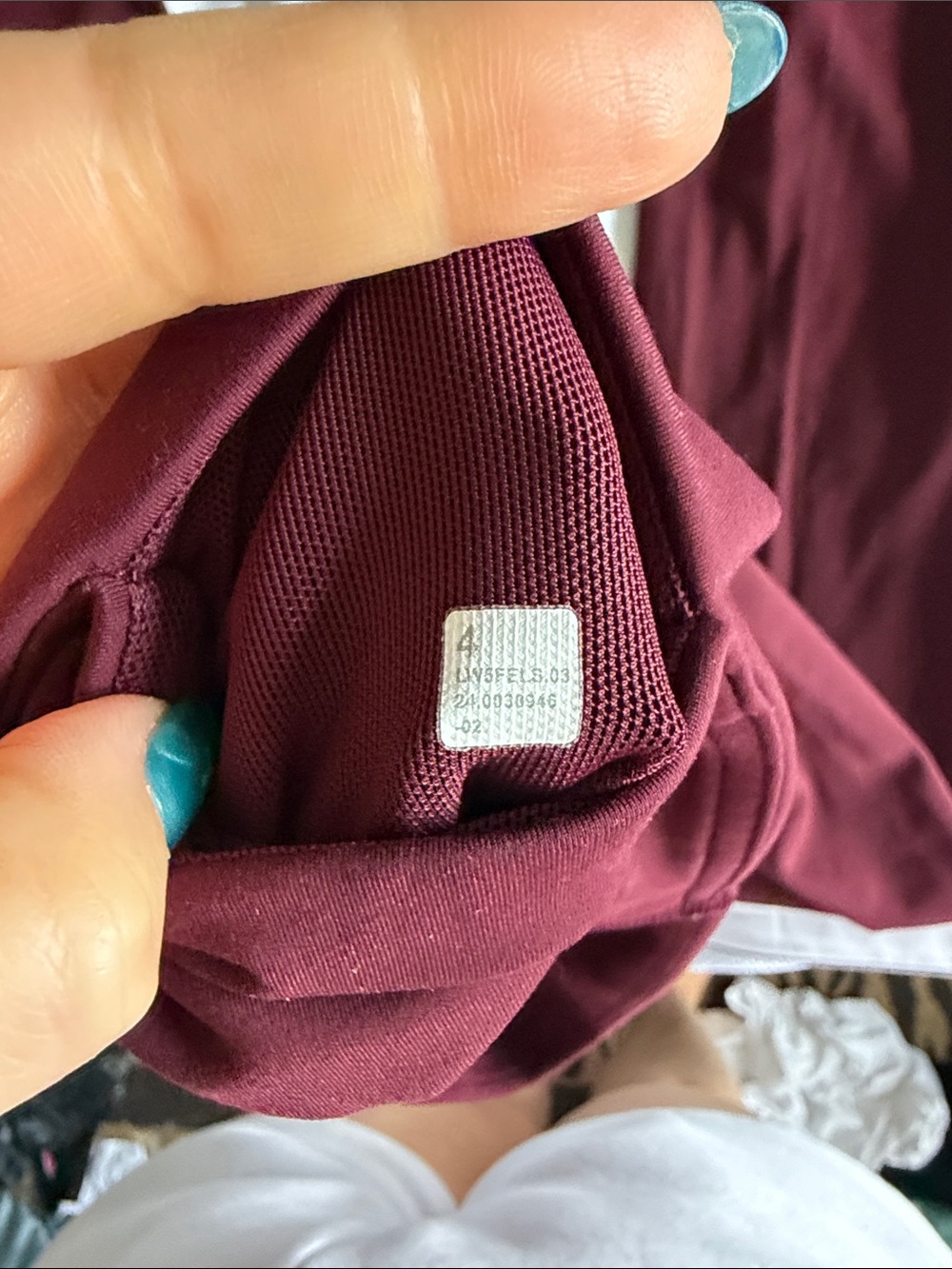 Lululemon Maroon High-Waist Leggings & Strappy Sports Bra Set - 4 - Picture 6 of 8